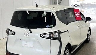 Toyota Sienta II, 2019 год, 1 630 000 рублей, 13 фотография