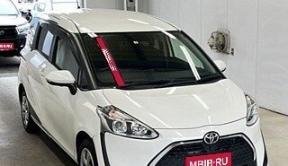 Toyota Sienta II, 2019 год, 1 630 000 рублей, 10 фотография