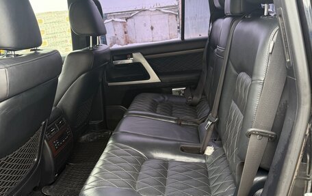 Toyota Land Cruiser 200, 2017 год, 6 000 000 рублей, 9 фотография