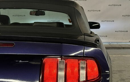 Ford Mustang VI рестайлинг, 2010 год, 1 990 000 рублей, 10 фотография