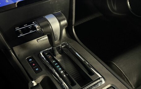 Ford Mustang VI рестайлинг, 2010 год, 1 990 000 рублей, 17 фотография