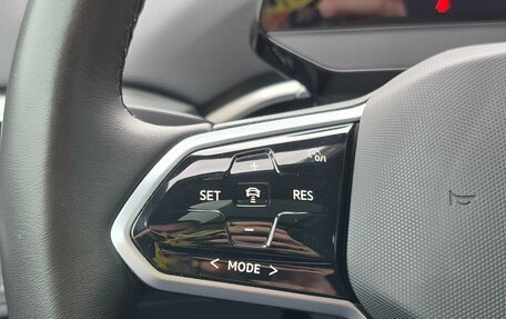 Volkswagen ID.4, 2023 год, 4 000 000 рублей, 23 фотография