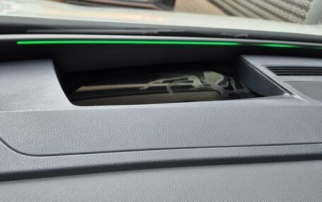 Volkswagen ID.4, 2023 год, 4 000 000 рублей, 27 фотография