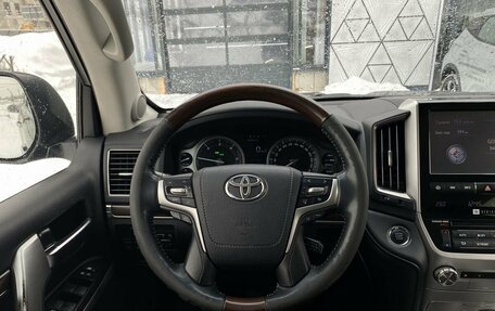 Toyota Land Cruiser 200, 2016 год, 5 399 000 рублей, 15 фотография