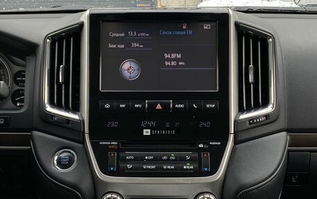 Toyota Land Cruiser 200, 2016 год, 5 399 000 рублей, 13 фотография