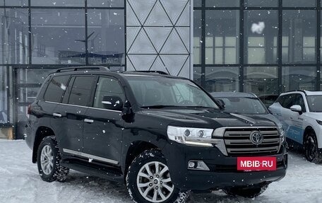 Toyota Land Cruiser 200, 2016 год, 5 399 000 рублей, 3 фотография