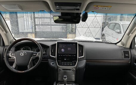 Toyota Land Cruiser 200, 2016 год, 5 399 000 рублей, 12 фотография