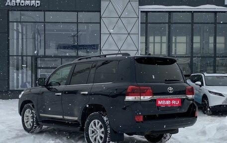 Toyota Land Cruiser 200, 2016 год, 5 399 000 рублей, 7 фотография