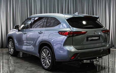 Toyota Highlander, 2021 год, 6 425 000 рублей, 2 фотография