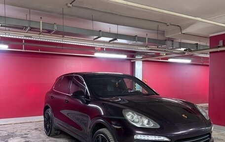 Porsche Cayenne III, 2011 год, 2 100 000 рублей, 2 фотография