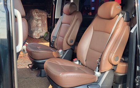 Hyundai Grand Starex Grand Starex I рестайлинг 2, 2019 год, 3 940 000 рублей, 17 фотография