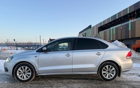 Volkswagen Polo VI (EU Market), 2012 год, 800 000 рублей, 4 фотография