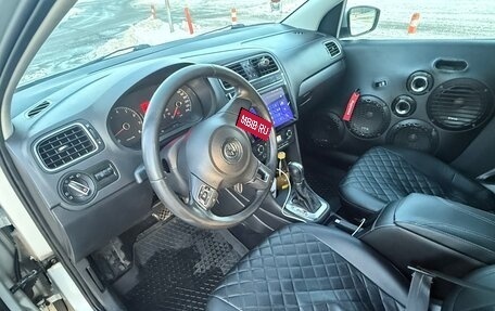 Volkswagen Polo VI (EU Market), 2012 год, 800 000 рублей, 10 фотография