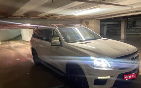 Mercedes-Benz GL-Класс, 2015 год, 3 500 000 рублей, 2 фотография