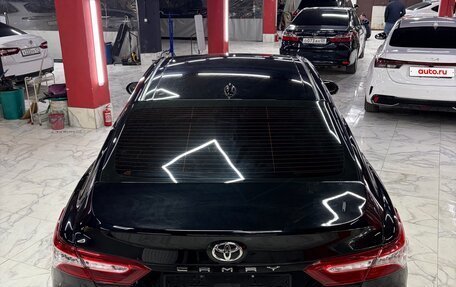 Toyota Camry, 2018 год, 2 550 000 рублей, 6 фотография