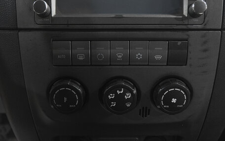 ЛуАЗ Patriot, 2015 год, 889 000 рублей, 19 фотография