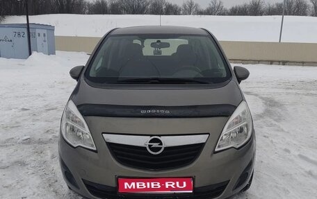 Opel Meriva, 2011 год, 680 000 рублей, 1 фотография