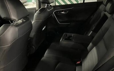 Toyota RAV4, 2021 год, 3 950 000 рублей, 1 фотография