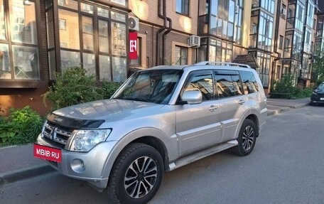Mitsubishi Pajero IV, 2011 год, 1 650 000 рублей, 2 фотография