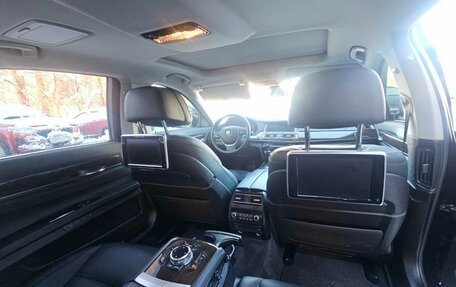 BMW 7 серия, 2013 год, 1 990 000 рублей, 6 фотография