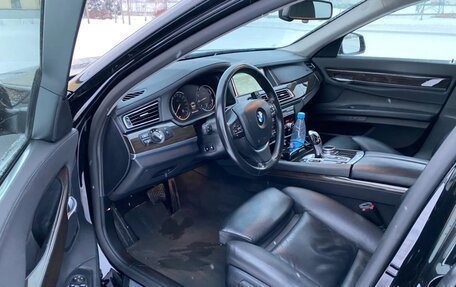 BMW 7 серия, 2013 год, 1 990 000 рублей, 9 фотография