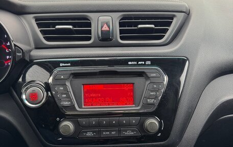 KIA Rio III рестайлинг, 2011 год, 900 000 рублей, 10 фотография