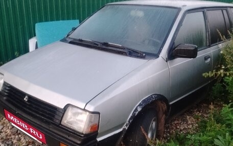 Mitsubishi Space Wagon III, 1990 год, 95 000 рублей, 4 фотография