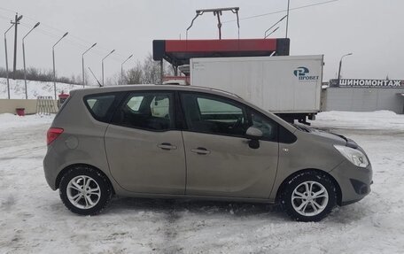Opel Meriva, 2011 год, 680 000 рублей, 2 фотография