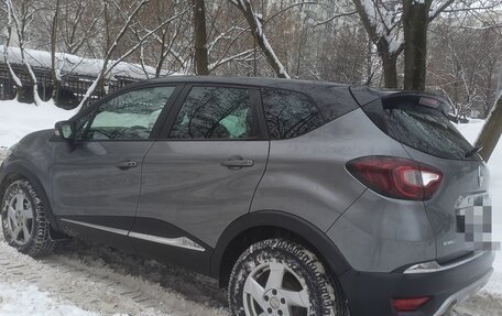 Renault Kaptur I рестайлинг, 2018 год, 1 650 000 рублей, 4 фотография