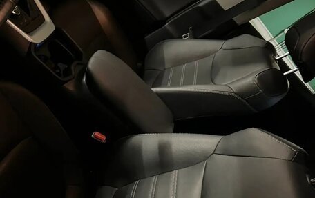 Toyota RAV4, 2021 год, 3 950 000 рублей, 17 фотография