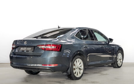 Skoda Superb III рестайлинг, 2018 год, 1 805 000 рублей, 5 фотография