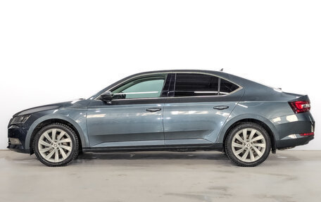 Skoda Superb III рестайлинг, 2018 год, 1 805 000 рублей, 8 фотография