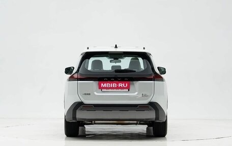 Toyota RAV4, 2025 год, 4 250 000 рублей, 5 фотография