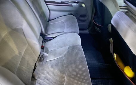 Mitsubishi Grandis, 2003 год, 650 000 рублей, 18 фотография