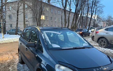 Opel Zafira B, 2008 год, 410 000 рублей, 1 фотография