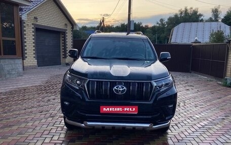 Toyota Land Cruiser Prado 150 рестайлинг 2, 2021 год, 6 800 000 рублей, 1 фотография