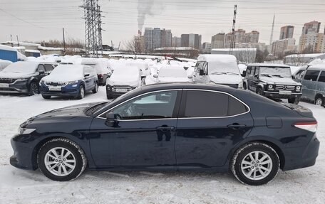 Toyota Camry, 2018 год, 2 700 000 рублей, 2 фотография