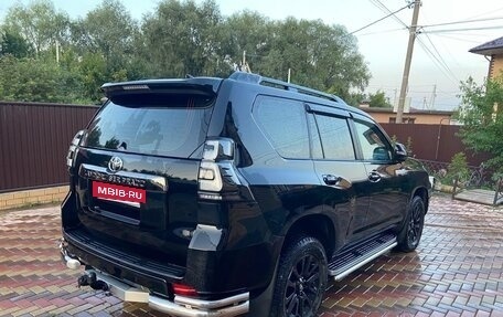 Toyota Land Cruiser Prado 150 рестайлинг 2, 2021 год, 6 800 000 рублей, 4 фотография