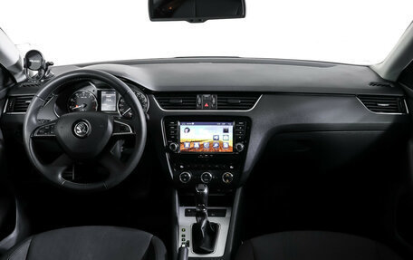 Skoda Octavia, 2015 год, 950 000 рублей, 12 фотография