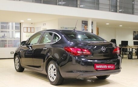 Opel Astra J, 2013 год, 695 000 рублей, 4 фотография