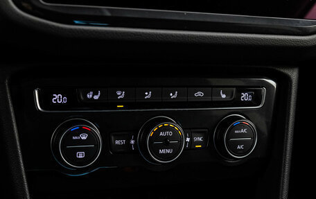 Volkswagen Tiguan II, 2020 год, 2 349 000 рублей, 17 фотография