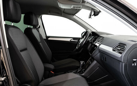 Volkswagen Tiguan II, 2020 год, 2 349 000 рублей, 20 фотография