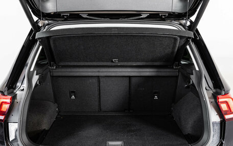 Volkswagen Tiguan II, 2020 год, 2 349 000 рублей, 28 фотография