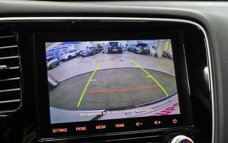 Mitsubishi Outlander III рестайлинг 3, 2022 год, 2 698 000 рублей, 19 фотография