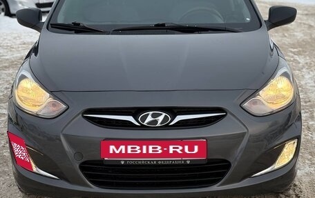 Hyundai Solaris II рестайлинг, 2012 год, 598 000 рублей, 2 фотография