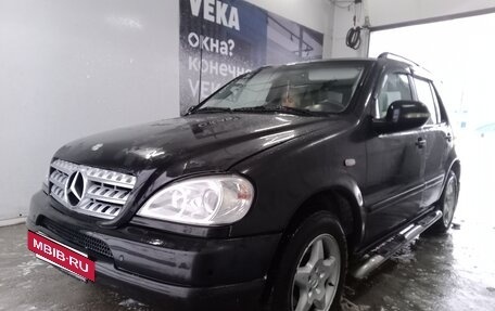 Mercedes-Benz M-Класс, 1998 год, 400 000 рублей, 4 фотография