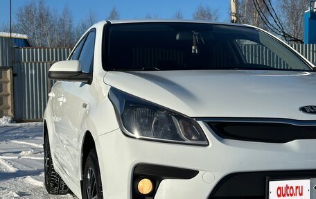 KIA Rio IV, 2017 год, 1 200 000 рублей, 2 фотография