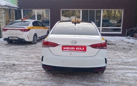 Hyundai Solaris II рестайлинг, 2019 год, 770 000 рублей, 4 фотография