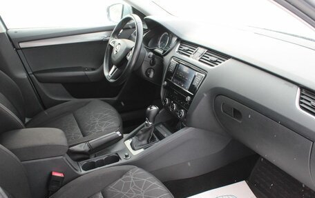 Skoda Octavia, 2019 год, 1 870 000 рублей, 10 фотография