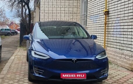 Tesla Model X I, 2016 год, 2 550 000 рублей, 6 фотография